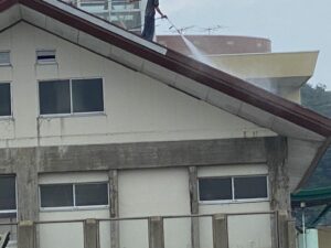 屋根ペンキ塗装-掃除洗浄6